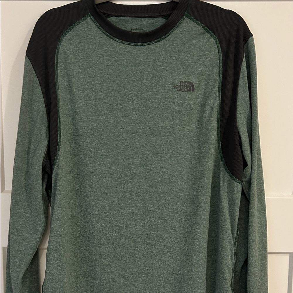 The North Face Men's Forest Green and Black Long Sleeve Tee